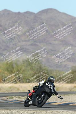 media/Oct-30-2025-Racers Edge (Thu) [[dabbdaf680]]/3-B Group/Session 5 (Turn 6)/